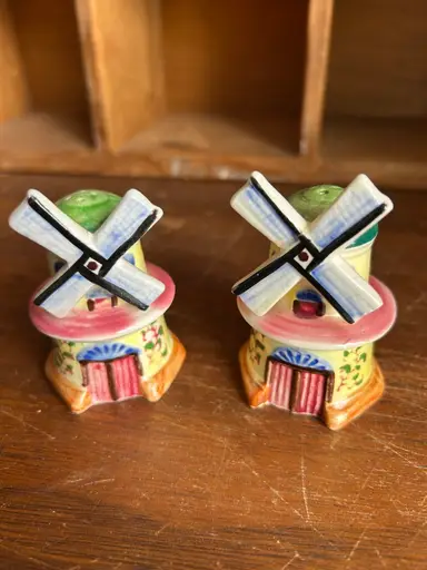 Going To Try Storage Unit 🌸🌸🌸Salt & Pepper