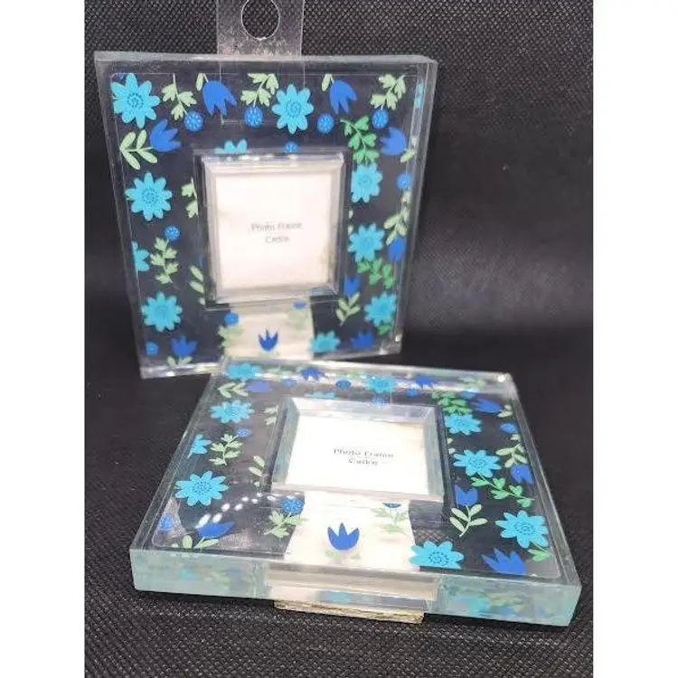 PAIR OF LUCITE PICTURE FRAMES