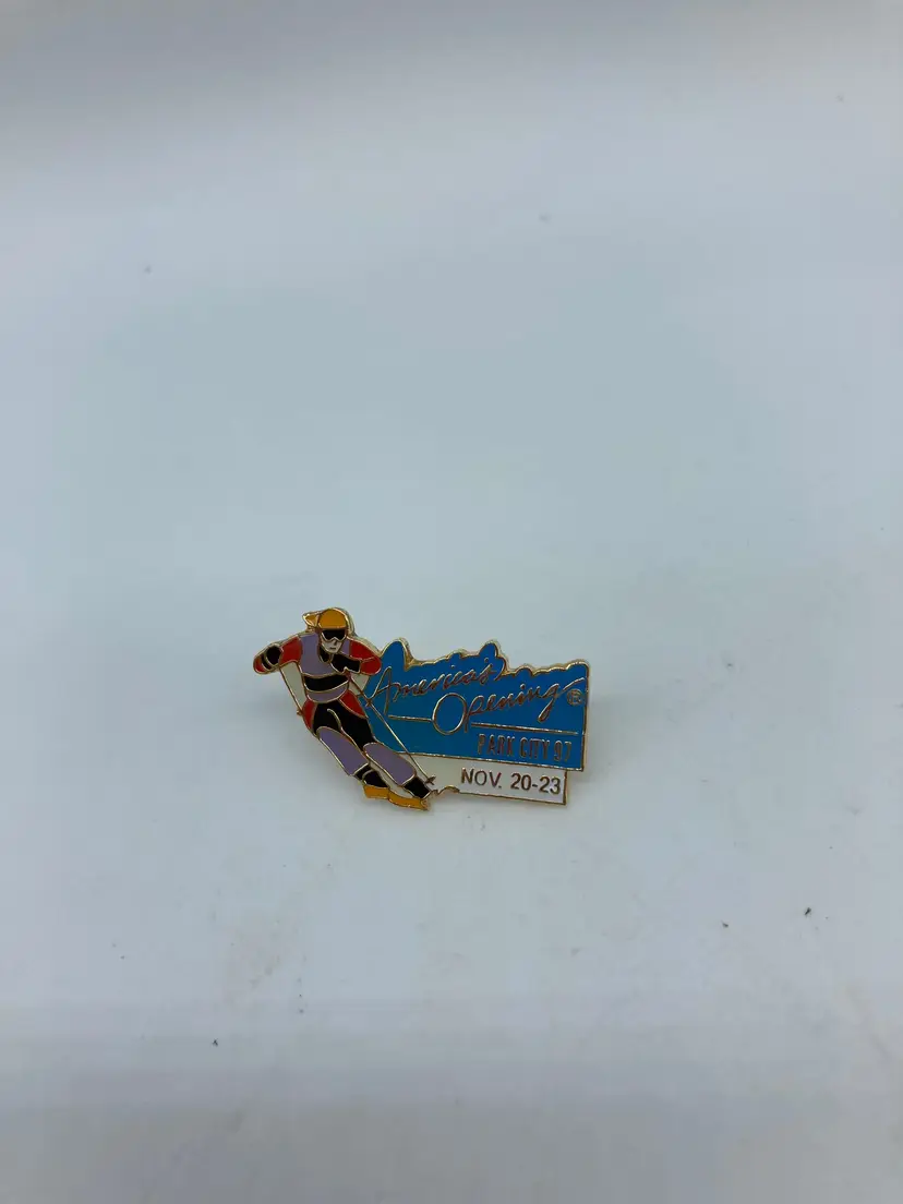 America's Opening / PARK CITY 97 / NOV. 20-23 1997 /SKI PIN BADGE