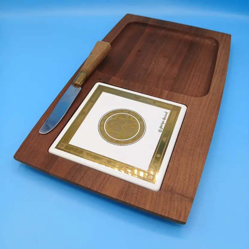 Vintage Georges Briard Cheese Cutting Board, Woodland Contemporary Elegance.