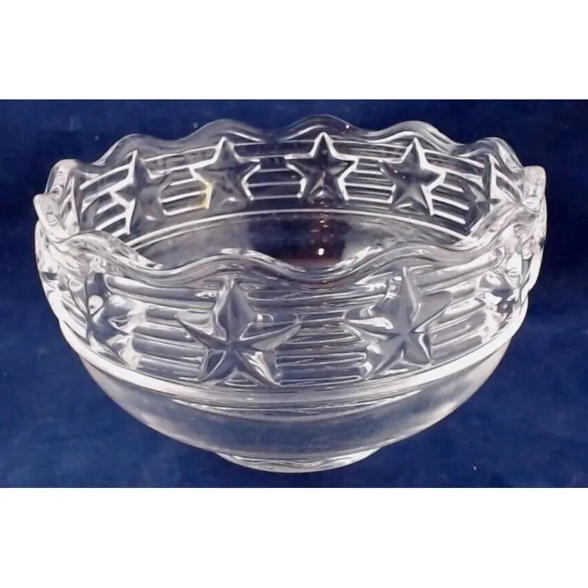 Tiffany & Co. 2Toronto Stars and Stripes Crystal Bowl Scalloped Rim 5" dia. (8-24)