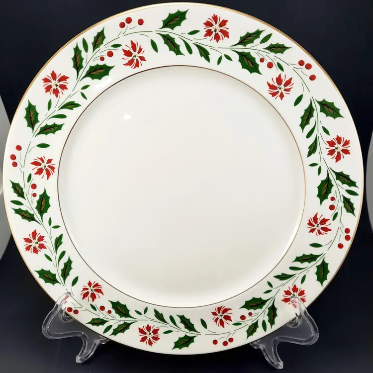 Royal Doulton English Porcelain Christmas Holly Dinner Serving Plate 1986