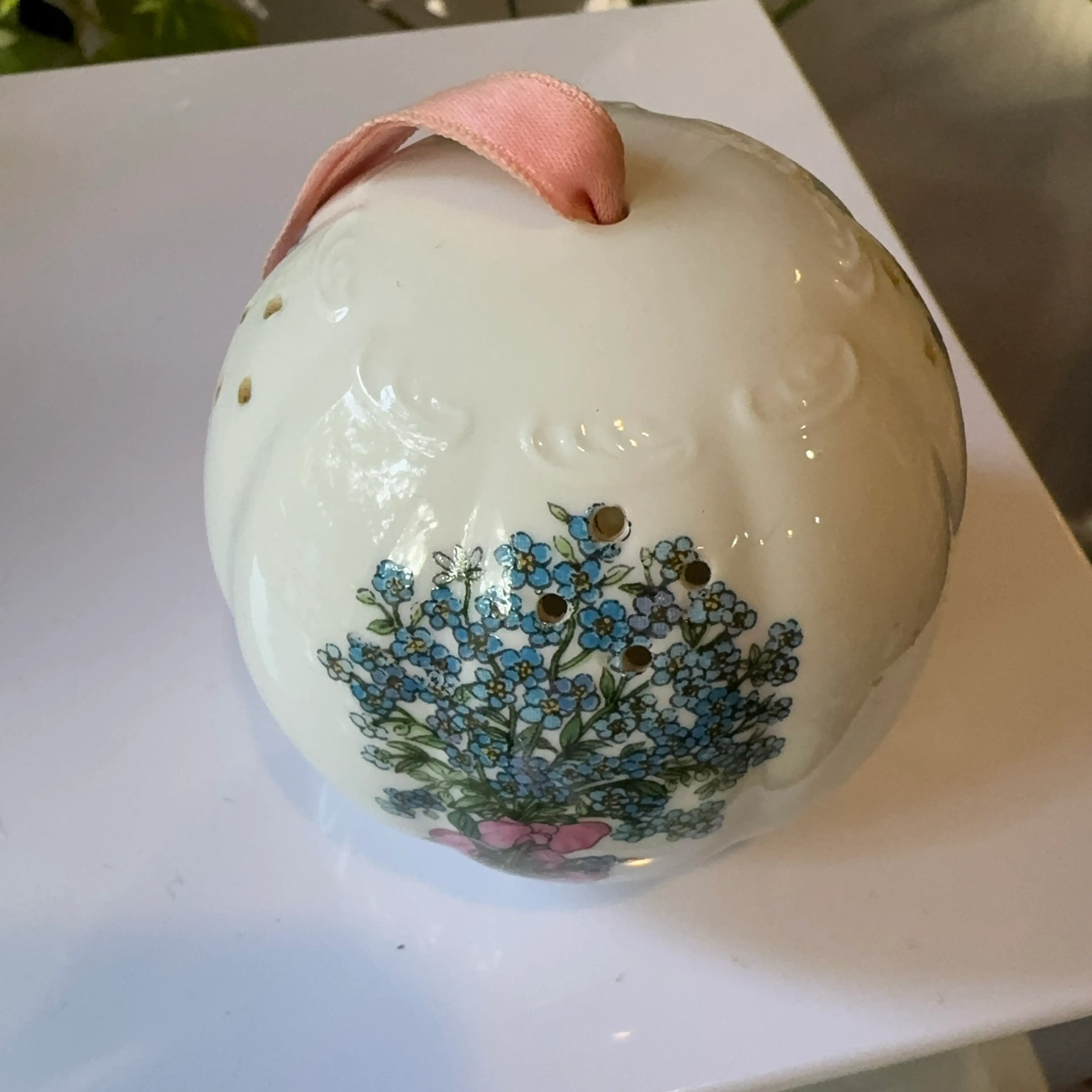 Image 2 of 4