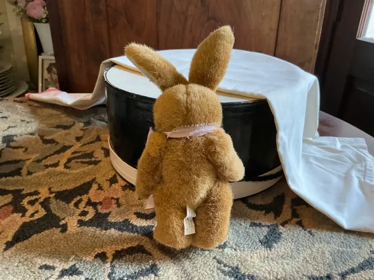 Vintage Bunny Plush By Jerry Elsner Co. New York 1990’s