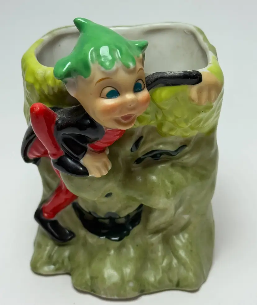 Vintage Acme China Norcrest Japan Anthropomorphic Elf Pixie Climbing Stump Tree Planter