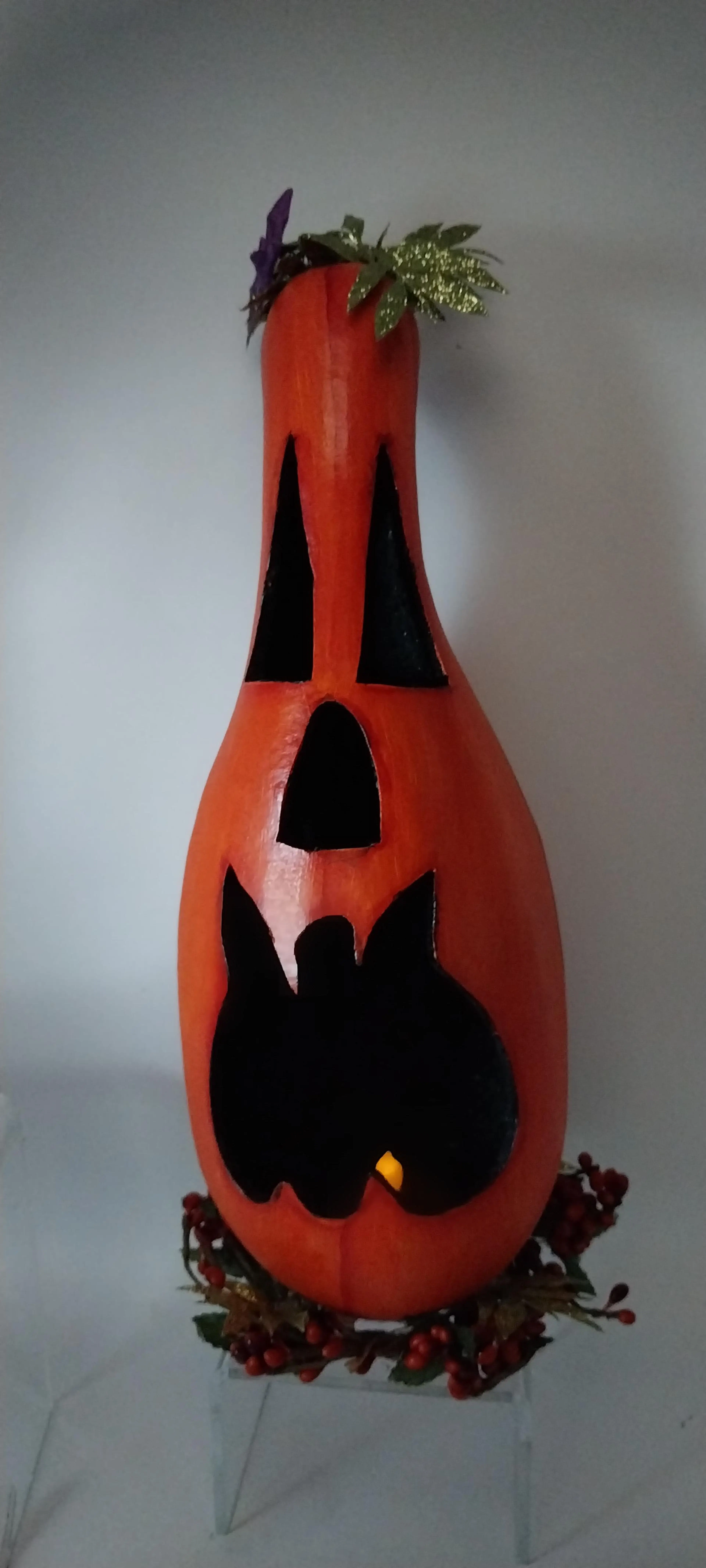 Image 2 of 8