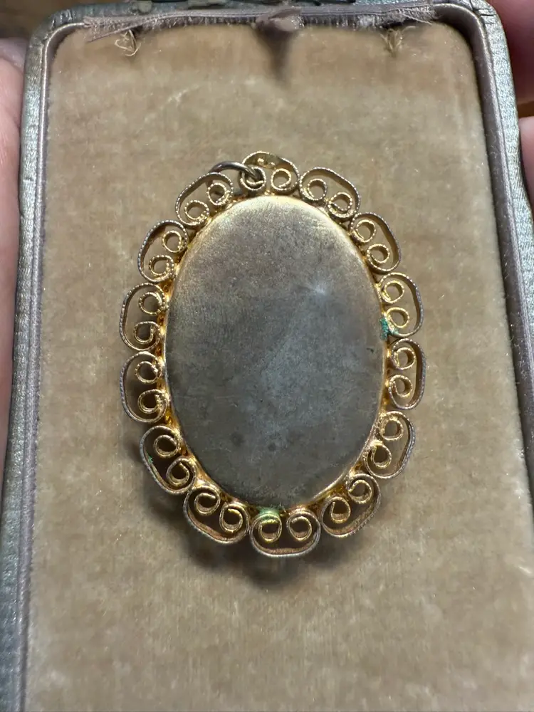 Vintage Italian Micro Mosaic Oval White Pend.