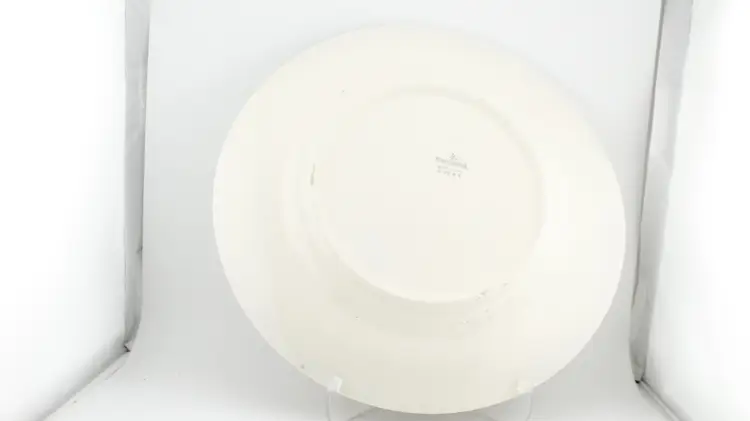 Homer Laughlin Martha Washington Cobalt Blue and 22k Gold Collector Plate 11"