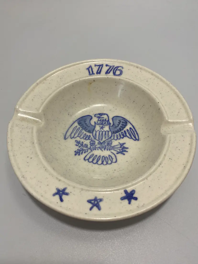 Vintage Metlox Manufacturing Co. 'Eagle Provincial' Pattern Ashtray 5.75" 1960s