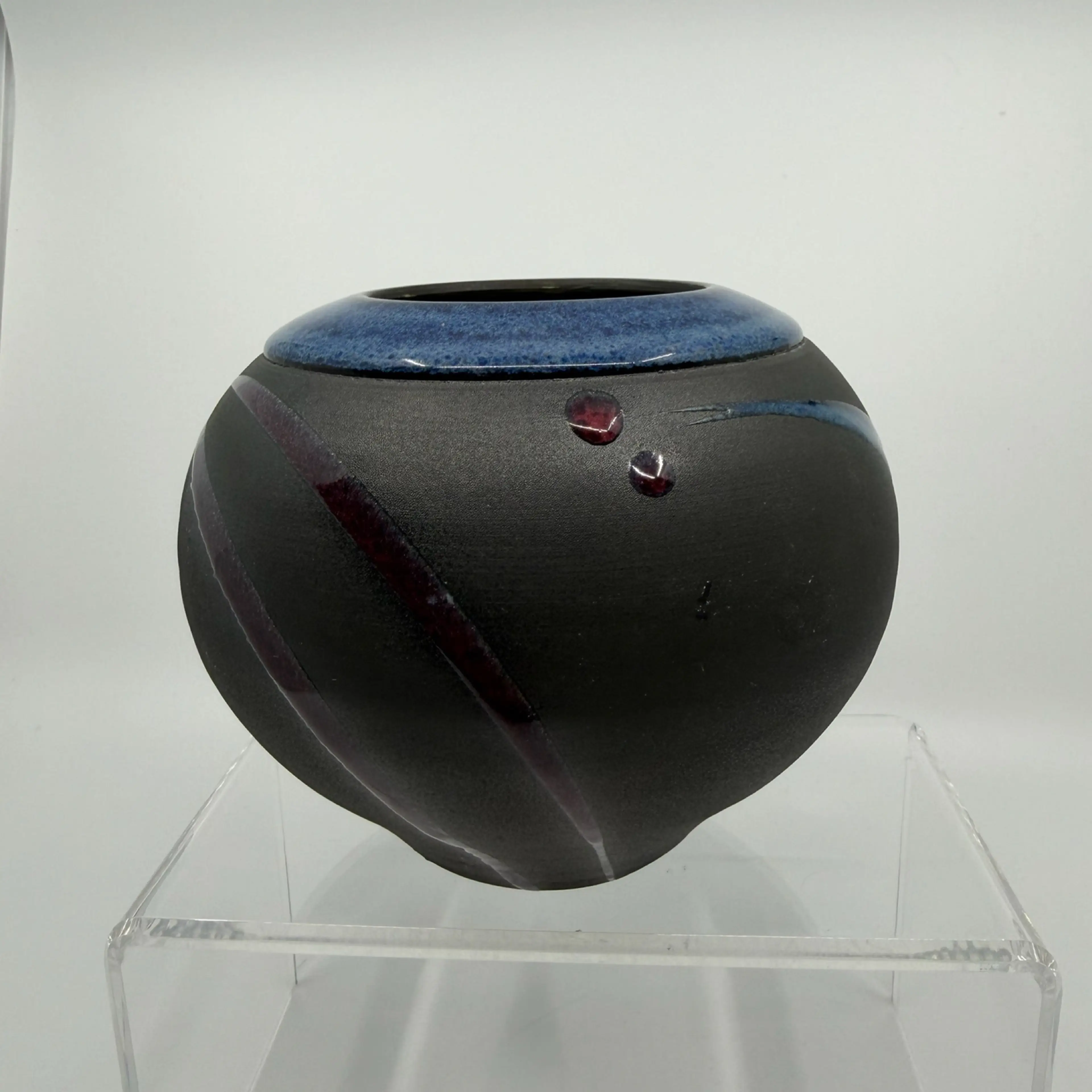 Image 4 of 6