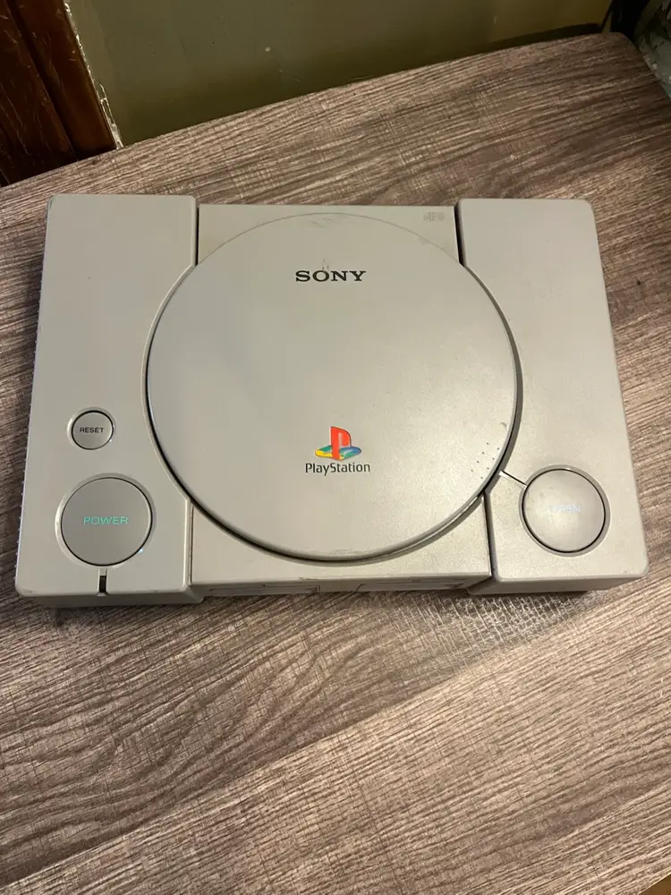 PS1 - PlayStation 1 Console Only Model SCPH-7501 Works And Tested.