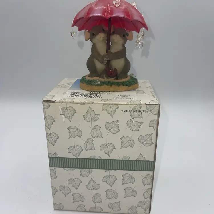 Charming Tails Showered In Love #84/121 Hard To Find With Box