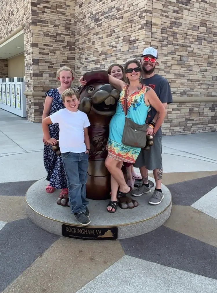 Let’s Sell Some Pokestuff 