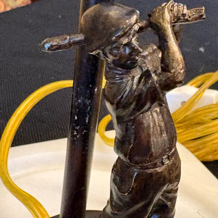Golfer Table Lamp Figurine Bronze Style Resin Lamp
