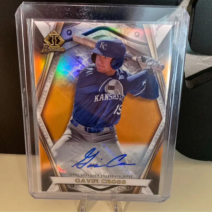Gavin Cross 2022 Bowman Draft Invicta Orange Refractor Auto /25  - Kansas City Royals