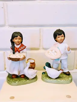 VINTAGE HOMCO FIGURINES #1409 SOUTHWESTERN GIRL AND BOY SET