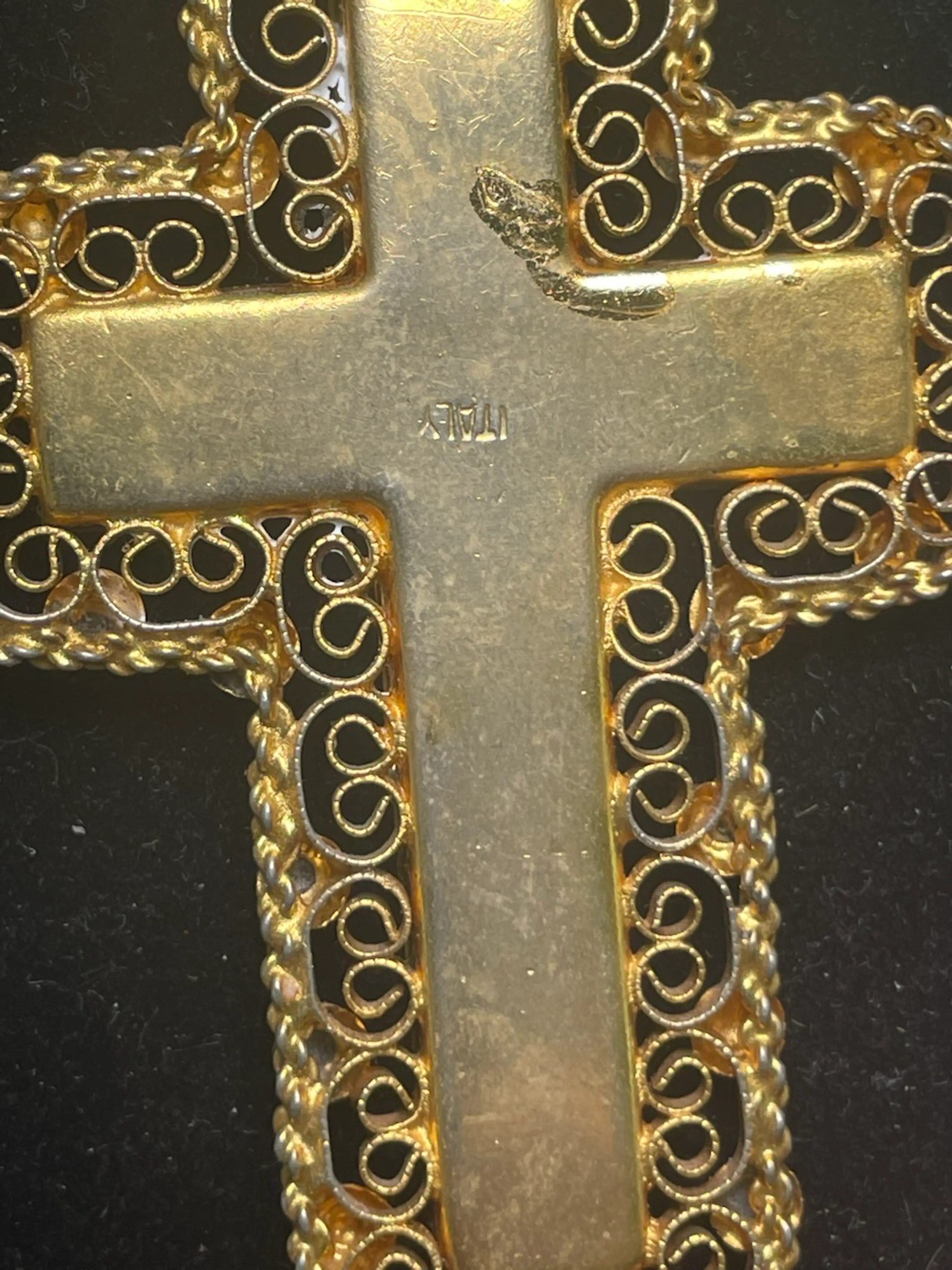 Image 3 of 6