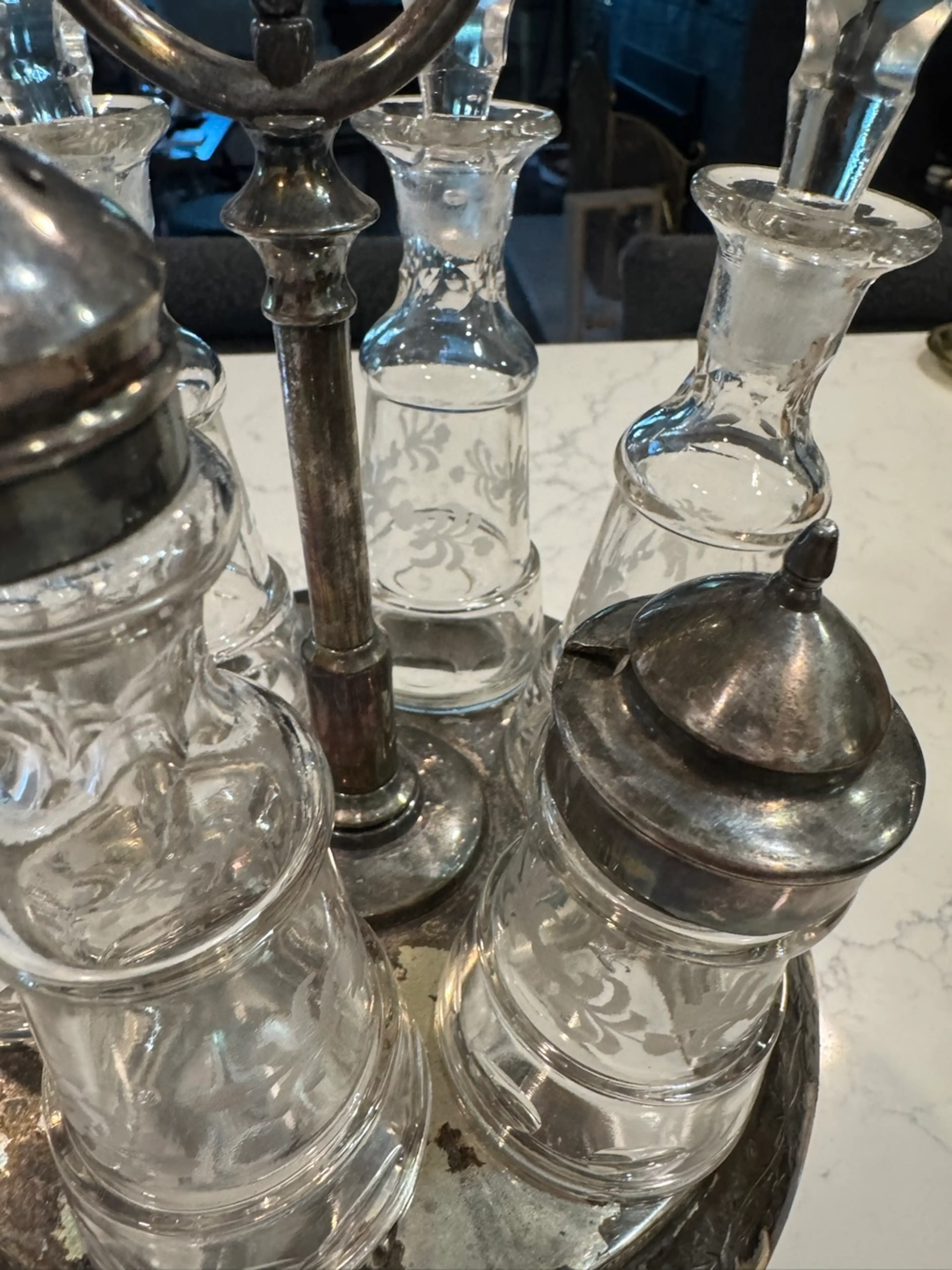 Image 4 of 6
