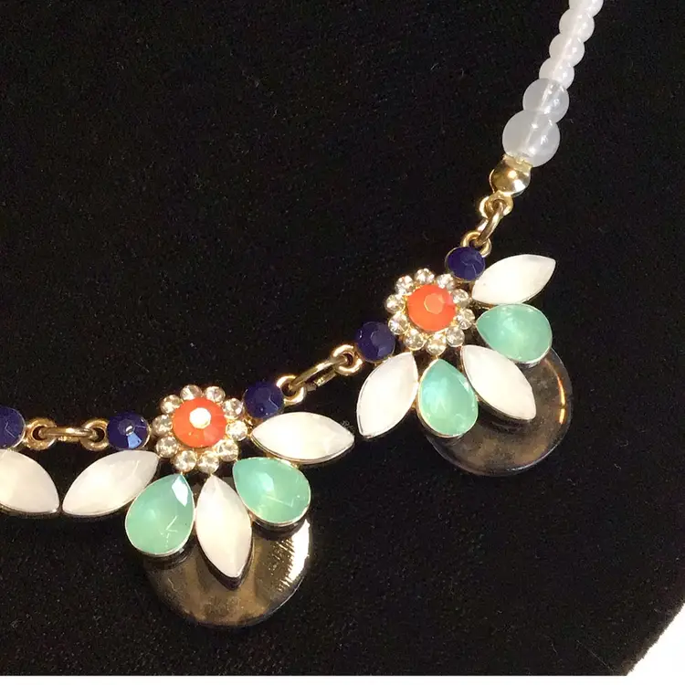 Plunder Floral Necklace