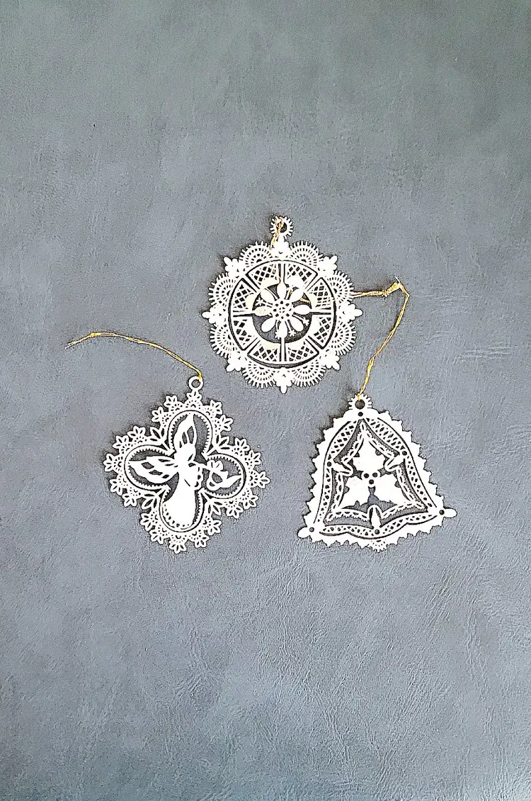 Three Snow Flake Design Christmas Tree Ornaments