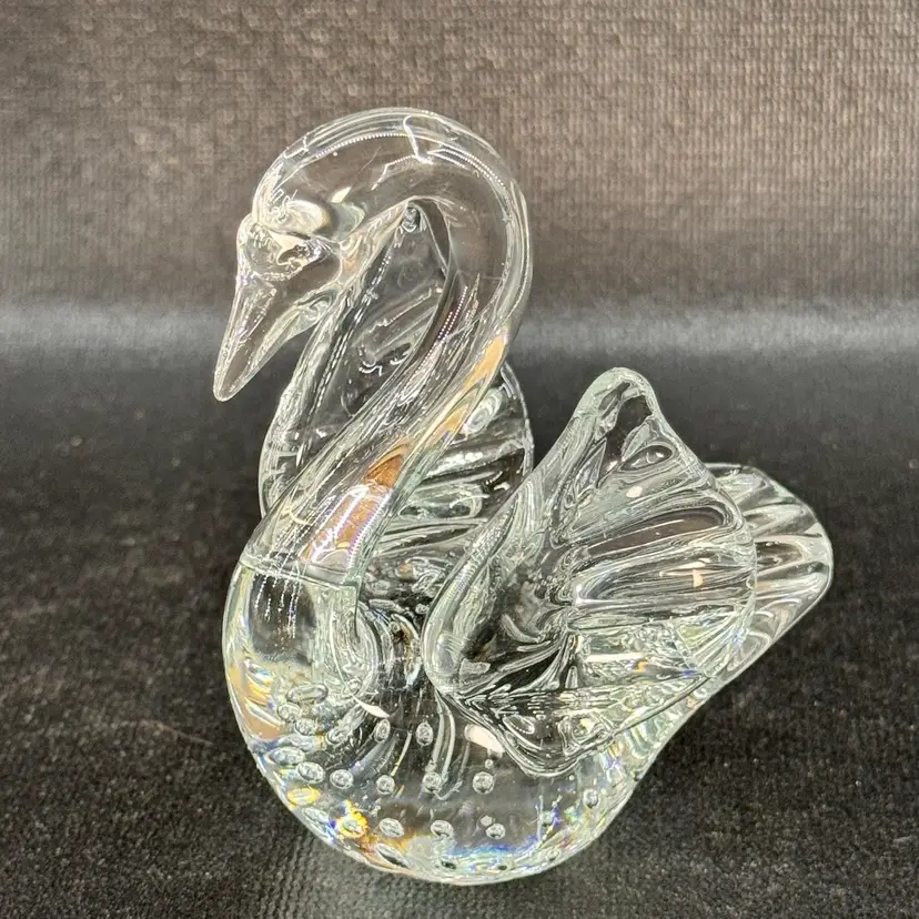 Art Glass Swan Figurine Controlled Bubbles