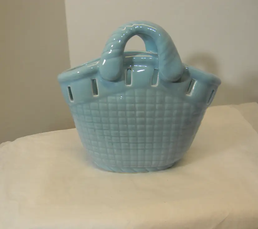 Little Ceramic Weave Basket with rope looking handle