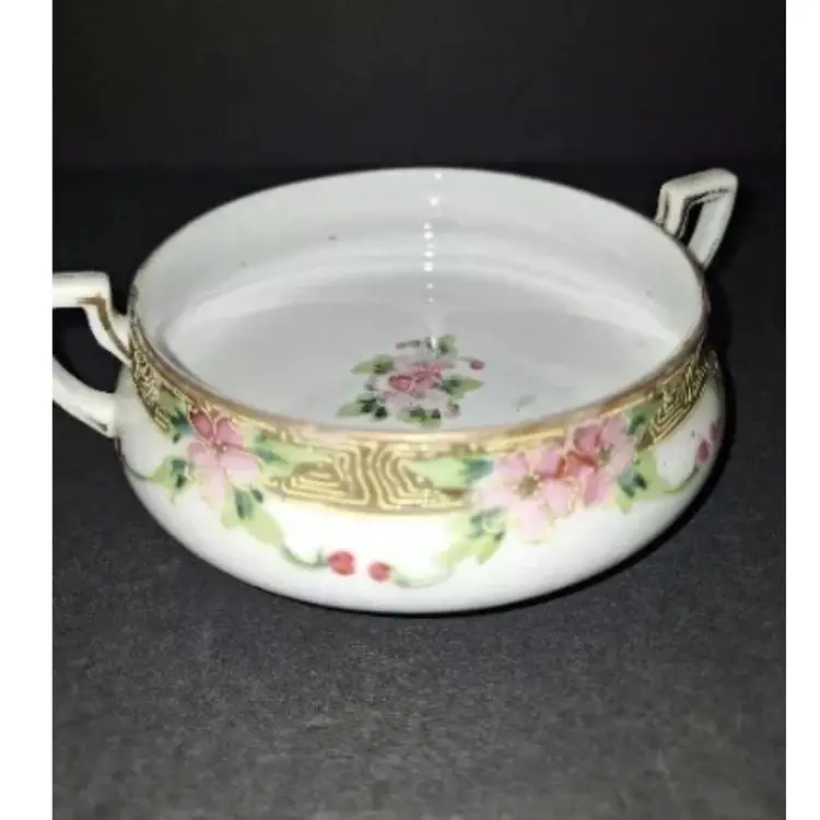 Vtg Hand Painted Moriage Nippon 2 Handled Gold Trim Floral Footed Dish.