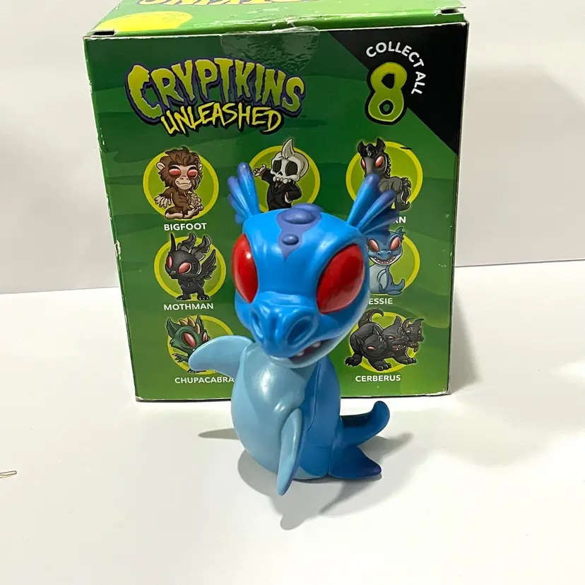 CRYPTKINS Uleashed Nessie 5" Vinyl Figure. Series 1.