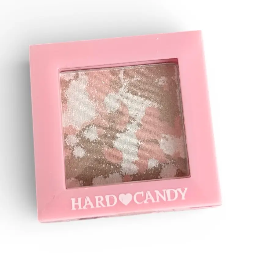 Hard Candy - Single and Loving It- Oink Eye Shadow
