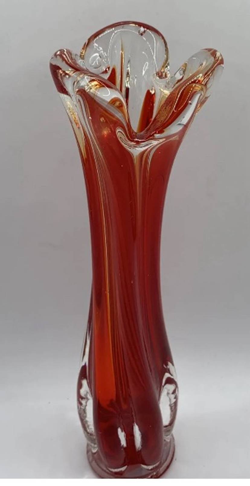 Red Swung Glass Vase