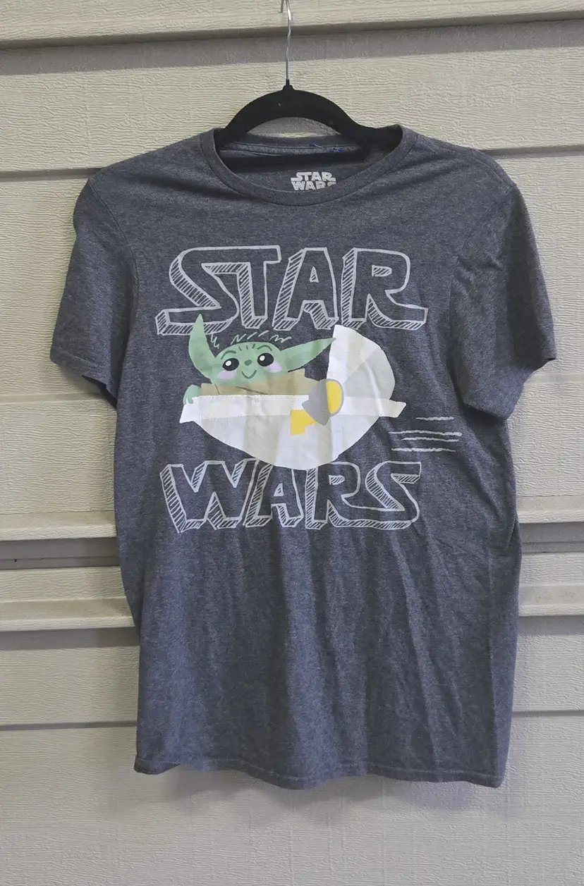 Star Wars The Mandalorian Grogu Charcoal Gray Small Baby Yoda T-Shirt