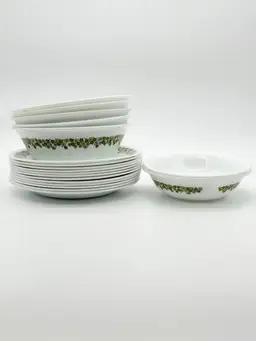 Corelle Spring Blossom “Crazy Daisy” Dessert Plates & Bowls