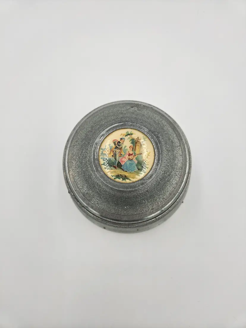 #C74 Aluminum Round Working Wind-up Music Box Powder Puff Dish