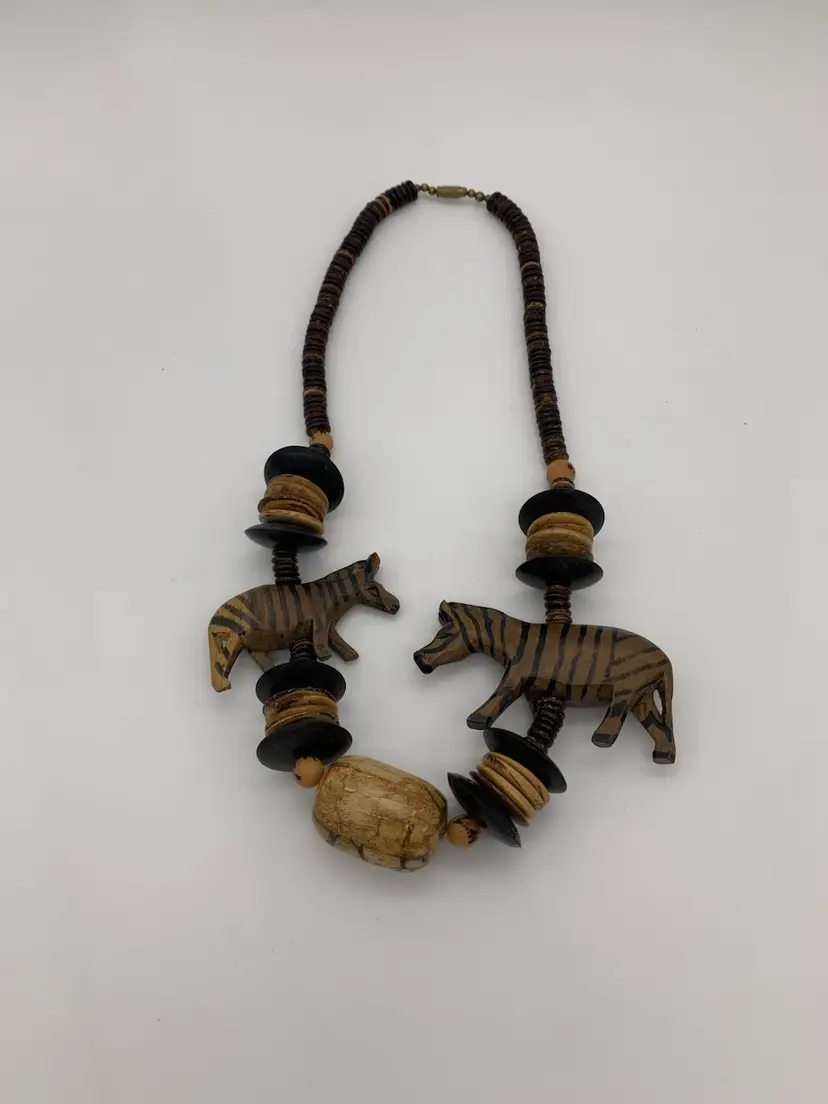 Vtg. Large Chunky Carved African Safari Zebra Necklace W/Brass Barrel Clasp 24”