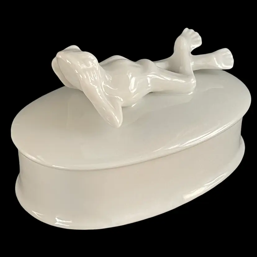 Sexy Frog Porcelain Trinket Box 1982 Omnibus OCI a Division Of Fitz & Floyd