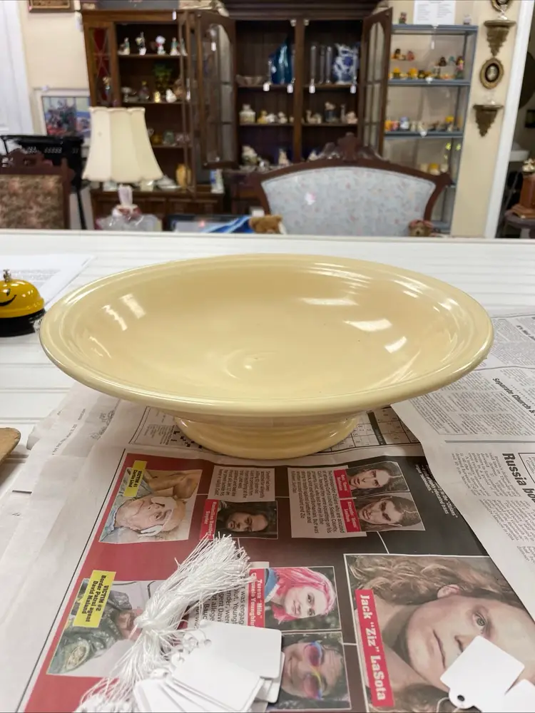 Vintage Fiesta 1936-1944 12 Inch Cream Footed Compote Bowl