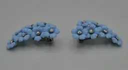 Vintage CORO Blue Flower Rhinestone Earrings Clip-On Cuff Plastic Riveted Cluster 2"