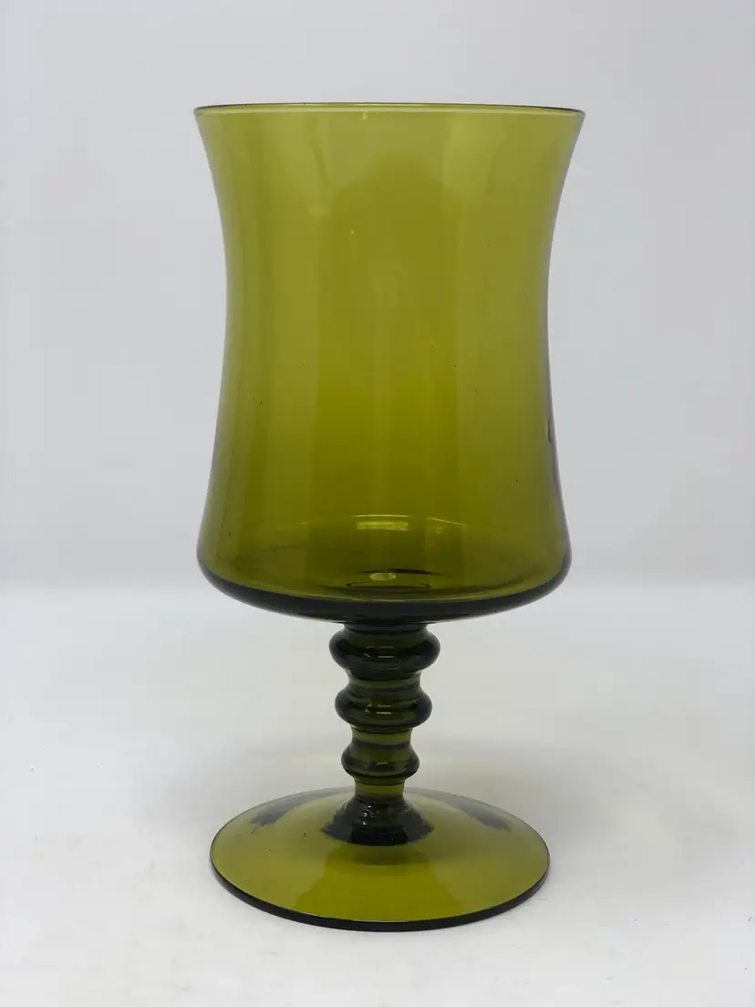 Colony Glass Richmond Green Water Goblet