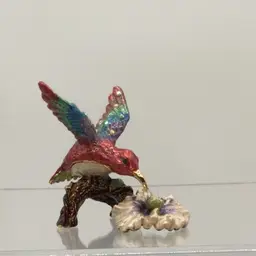 10 Cloisonné Hummingbird Trinket