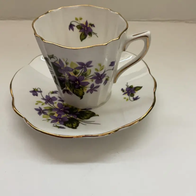 Lefton Violet Teacup