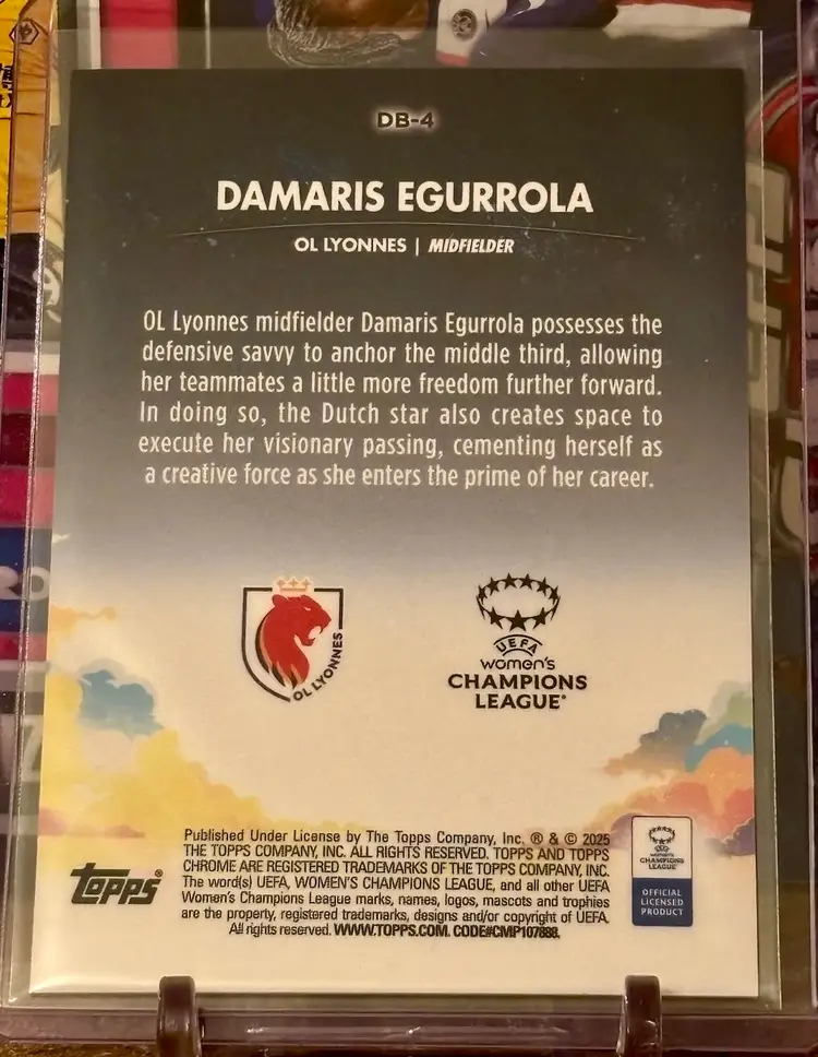 Damaris Egurrola 2024/25 Topps Chrome UWCL Dreamballer Blue /150 Lyon Netherlands Soccer Card