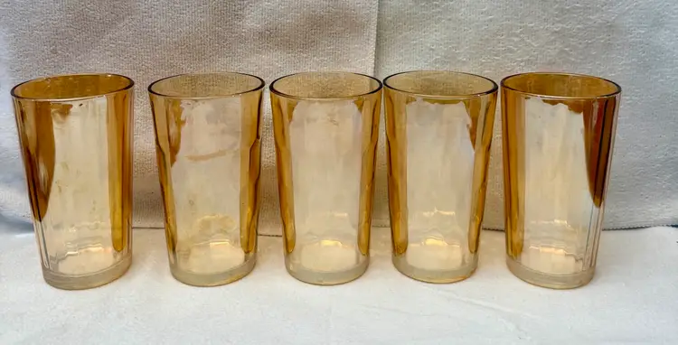 5 Vintage Iridescent Carnival
Drinking Glass Tumblers
Honeycomb Set of 5, 8 Oz