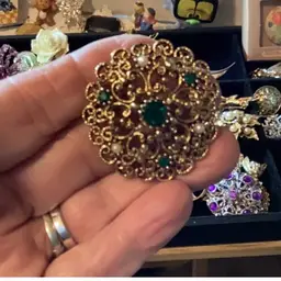 Jj Green Stones Snd Pearls Signed