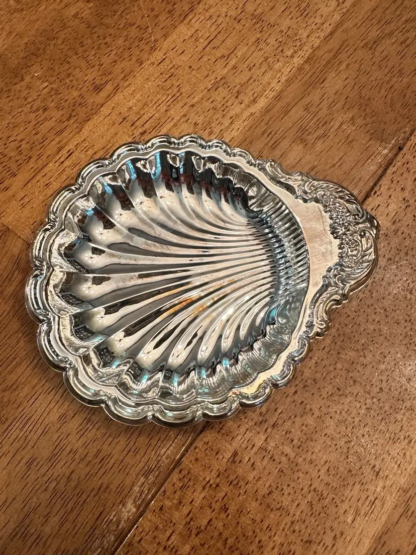 Small Silver Plated Scalloped Tray. 6”x 5”x 1/2”