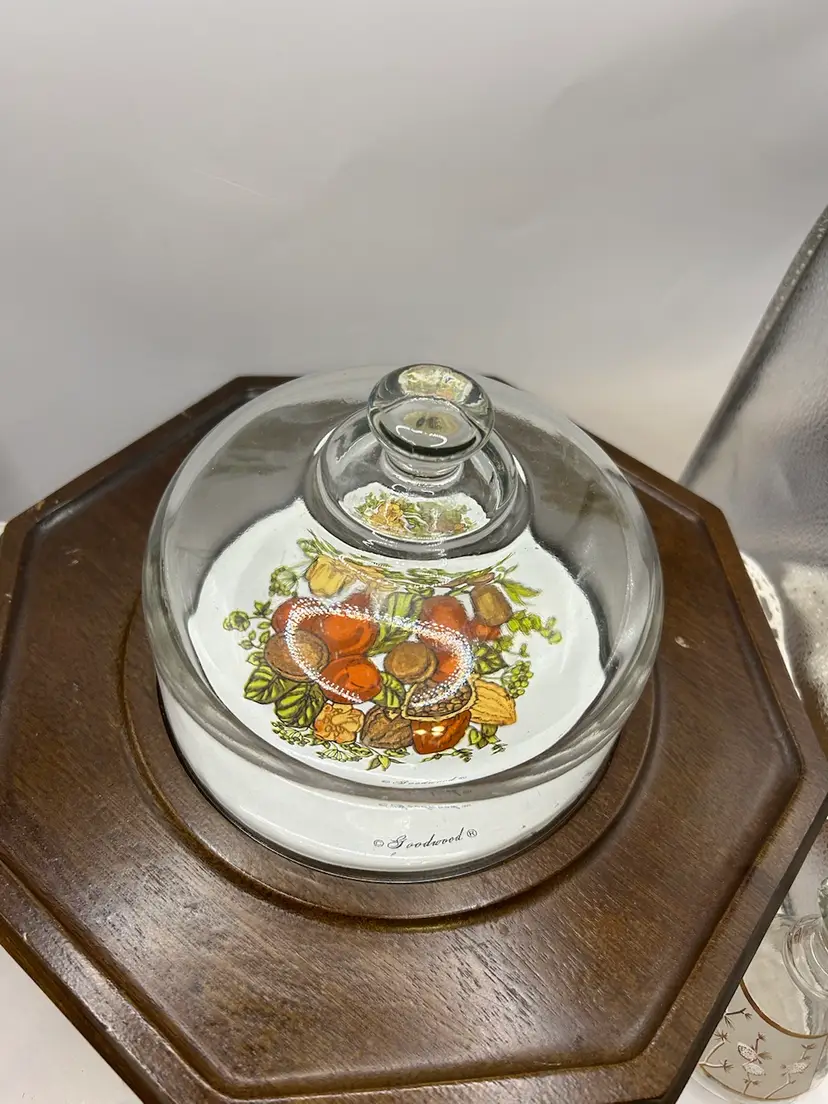 Cheese / Cracker Server With Clouch 12”.  Made In Philippines