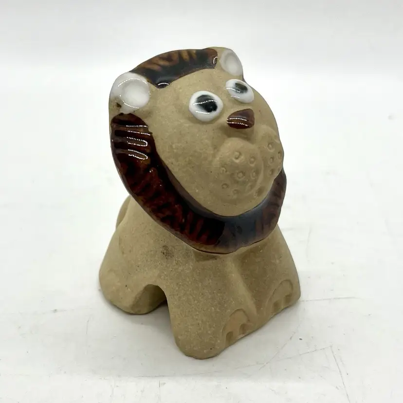 Vintage Pottery Lion Flower Pot Figurine Small Planter Sitter 2”