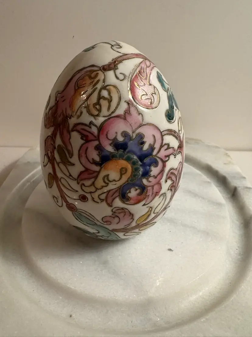 Vintage Oriental Hand Painted Porcelain Floral Egg Figurine.