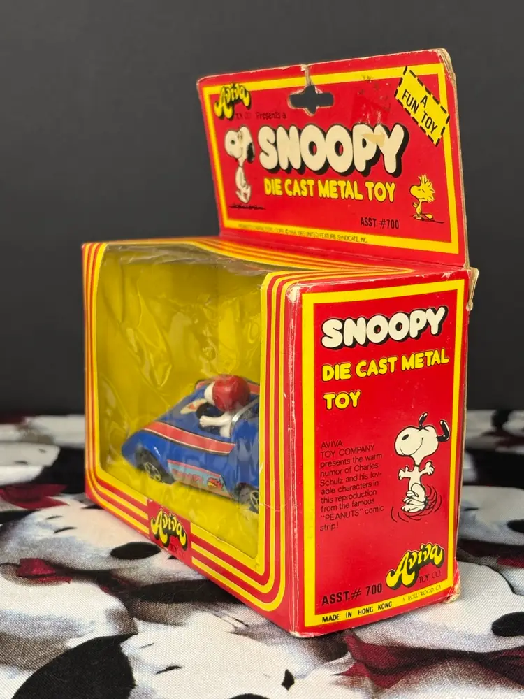 Snoopy F1 Die Cast Race Car