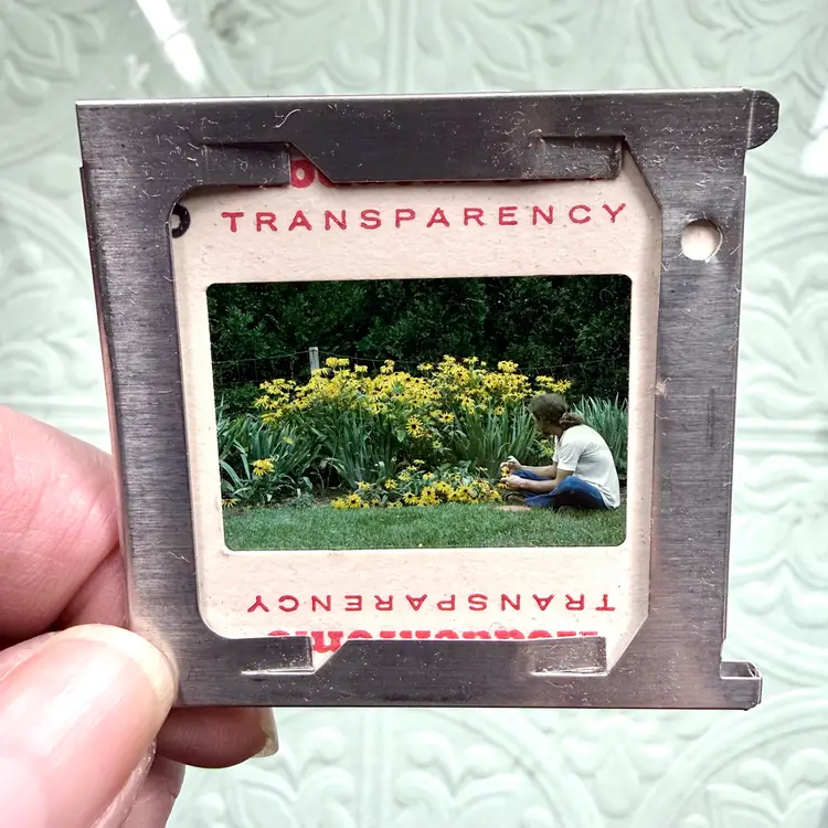 Craftable Vintage Slide-Changer Frames