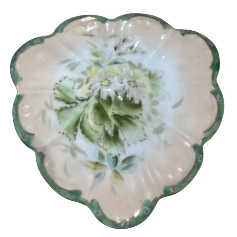 R.S. Prussia Raised Star Trinket Box